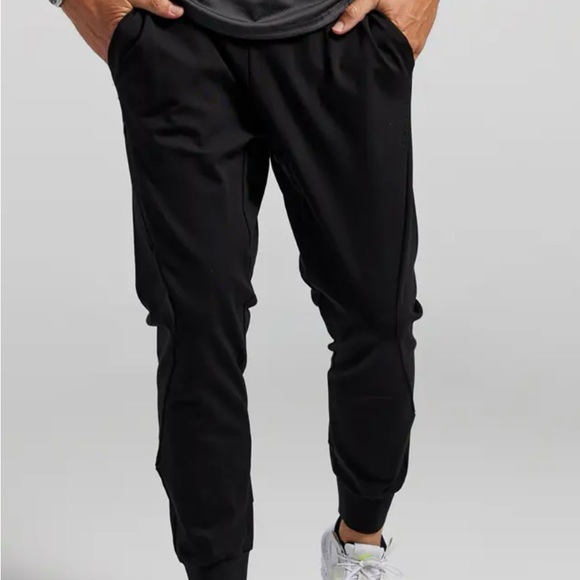 BYLT men’s M active jogger, black, washed, never worn
Smokefree home - Picture 1 of 8